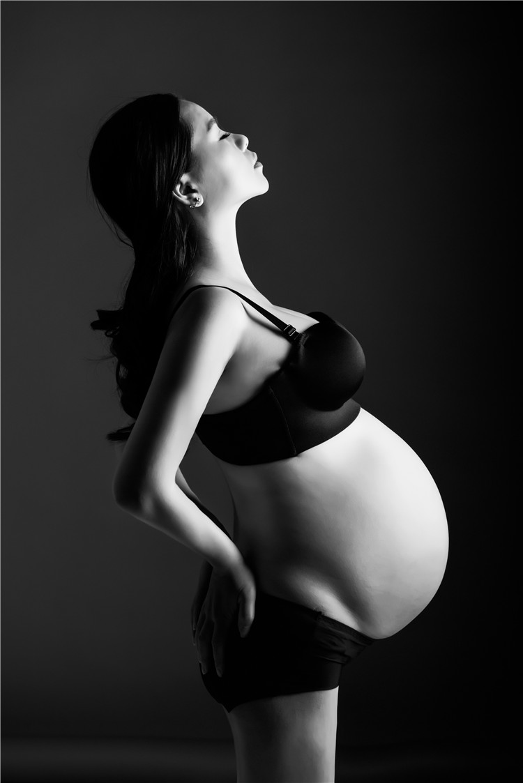怀孕期间练瑜伽饮食需要注意什么？西安瑜伽培训公司给大家讲讲