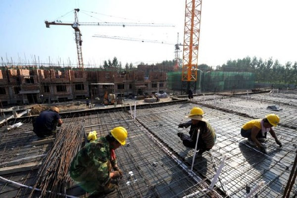 河南凿井工程施工进入决战阶段