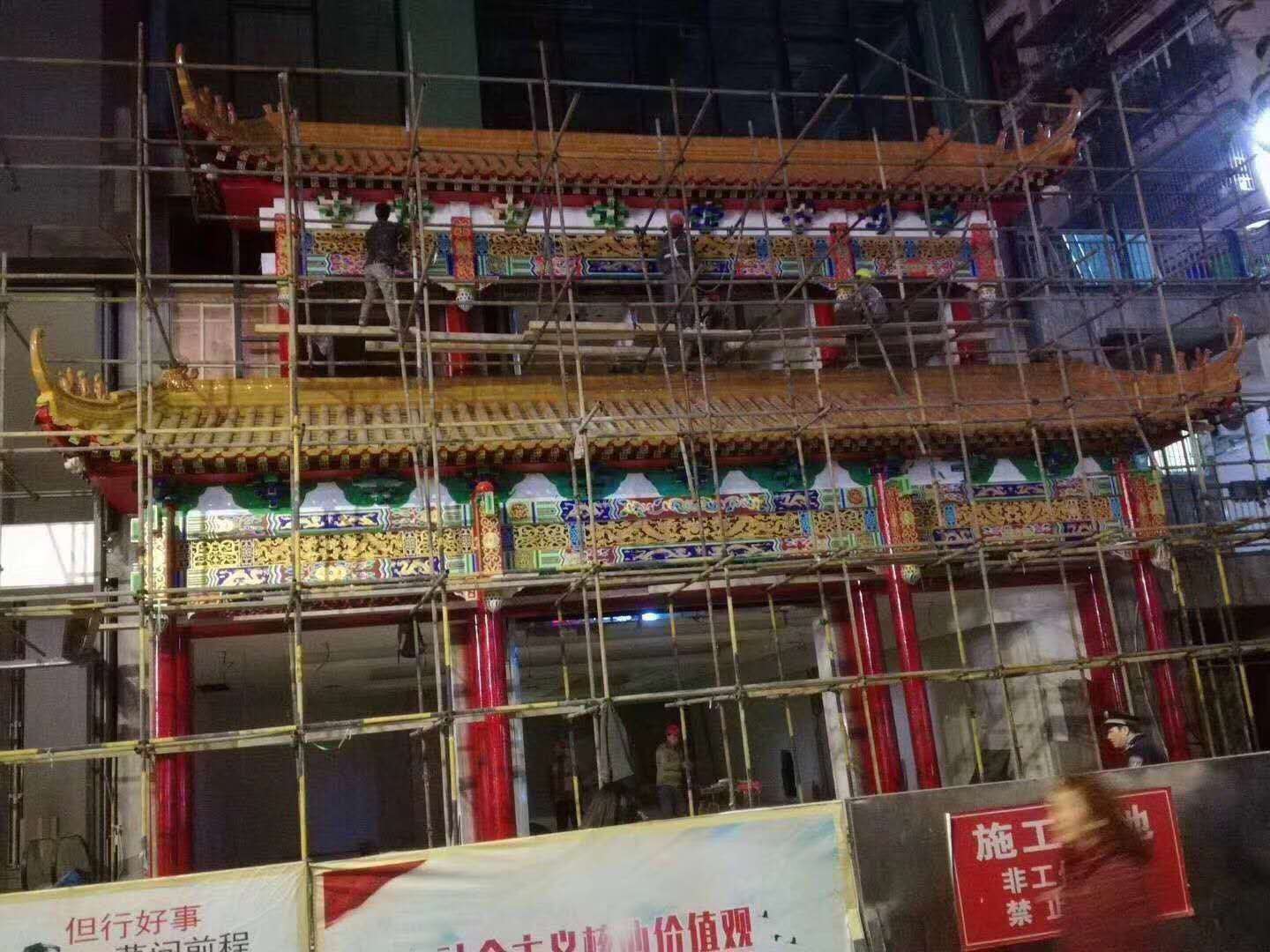 胜大成都春熙路工程紧张进行中