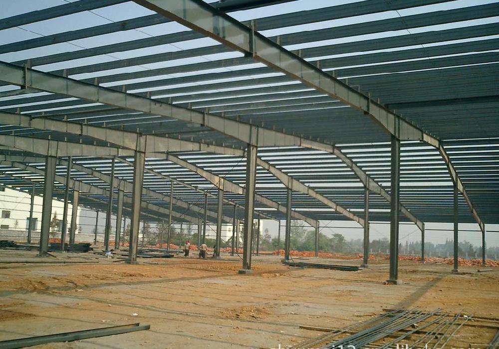 如何精确的保养陕西钢结构配件厂房?