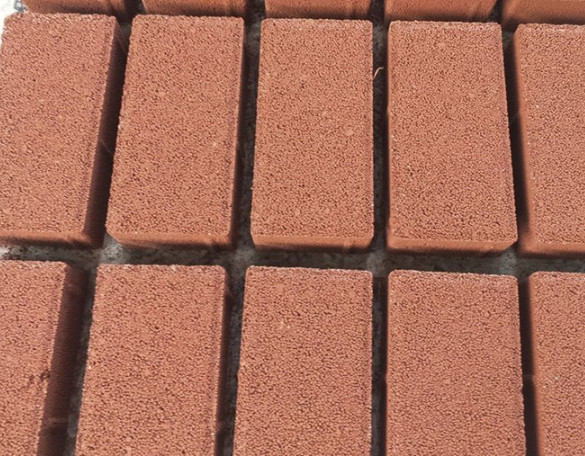 便道砖面包砖的两种铺设方法，看哪一种适合你?
