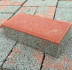 分析水泥砖和红砖哪个好?
