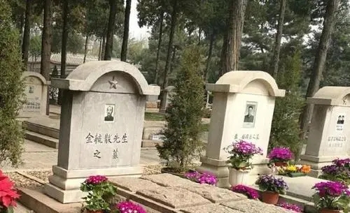 山西阳泉公墓