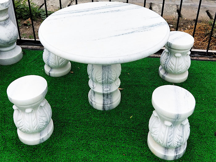 常见公园里面摆放的石桌石凳，那么你知道生态公园里面石桌石凳的摆放要点吗！