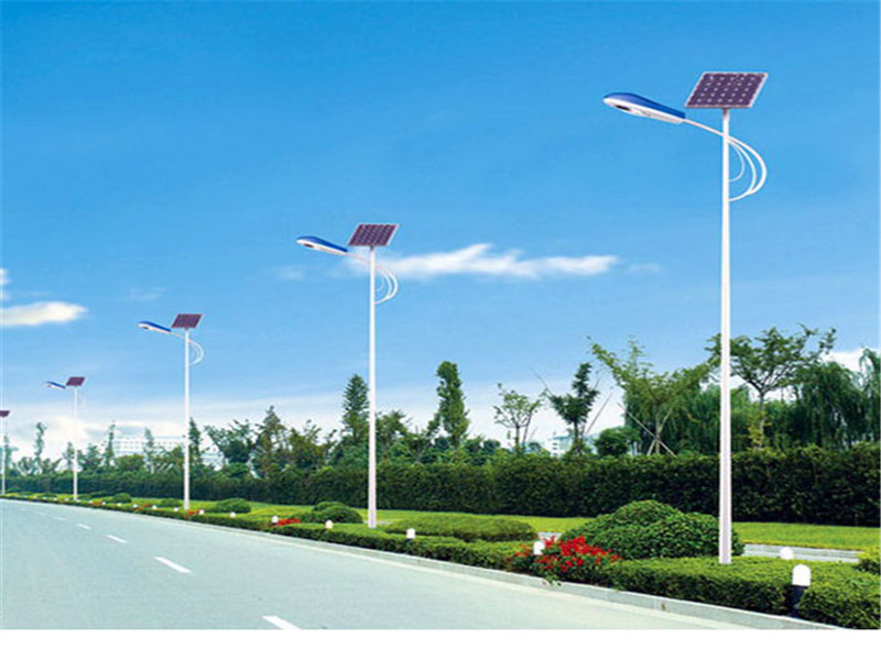农村地区安装太阳能路灯具有诸多优势