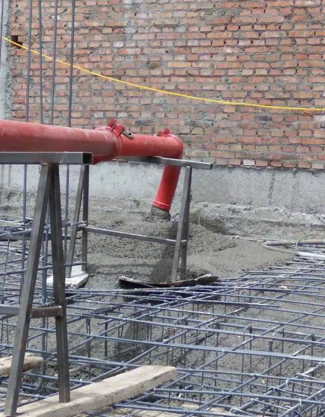 泵送混凝土时经常遇到堵管问题，那么你知道堵管是怎么发生的？