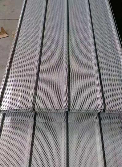 西安冲孔防尘板的不同种类材质介绍