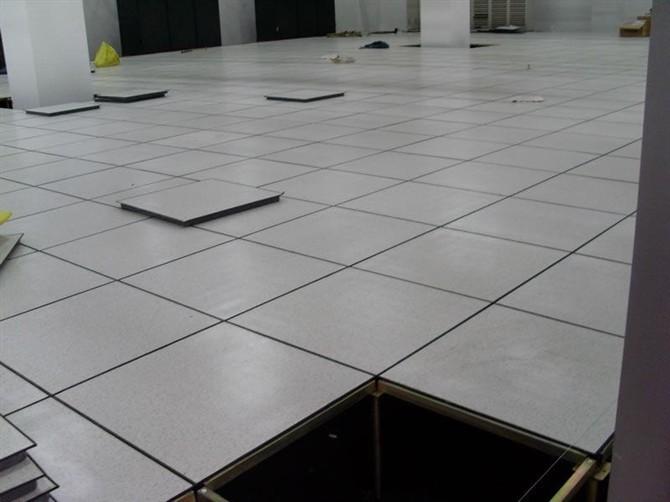 陶瓷防靜電地板和全剛防靜電地板的關系