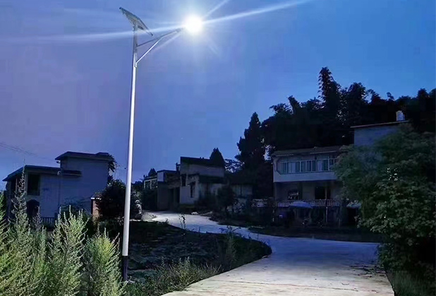 郑州太阳能路灯定制