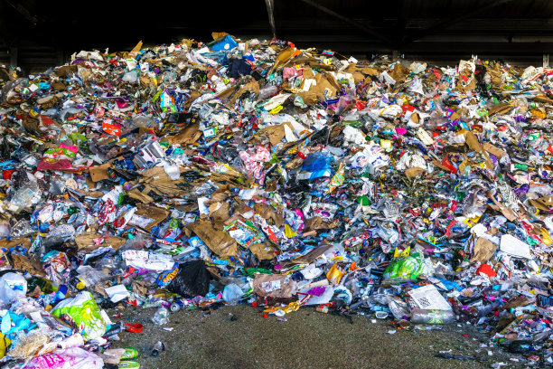怎样减少塑料垃圾？