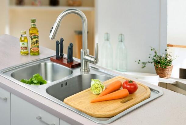 四川橱柜公司讲解厨房水槽的选购技巧