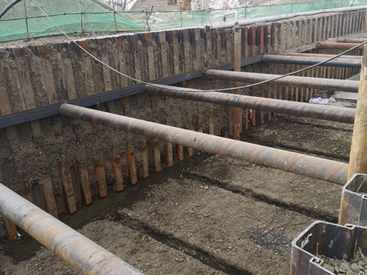 磐基建设来谈谈四川钢板桩厂家在施工场地的堆放要求