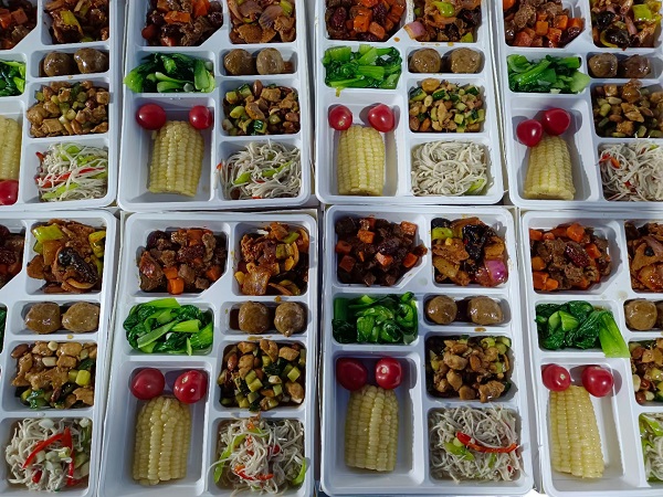 你知道怎么吃午餐才健康吗？郑州盒饭配送带您一起了解