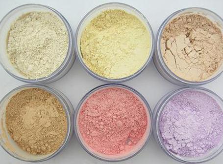 不同颜色的定妆粉有什么用途啊？看看十堰化妆培训分享的！
