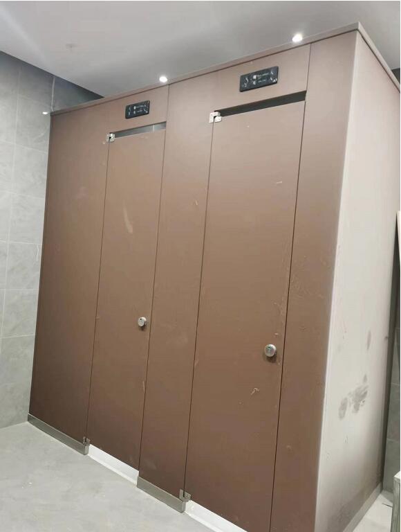 卫生间隔断隔板有哪些常见的材质