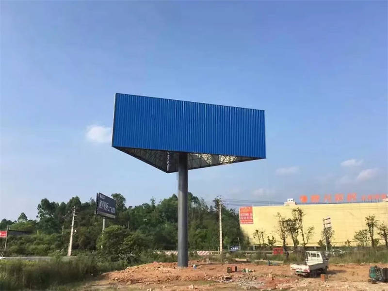 四川单立柱广告牌案例