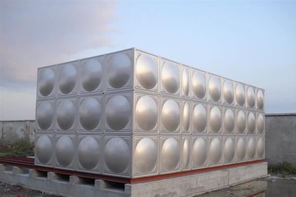 陕西不锈钢保温水箱：节省空间的紧凑设计