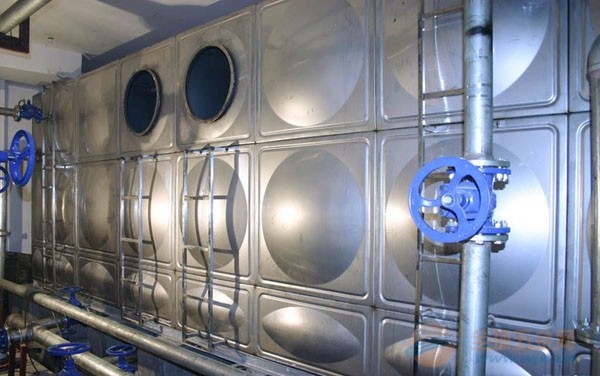 不锈钢水箱的保养及使用要点-西安联创供水设备有限公司