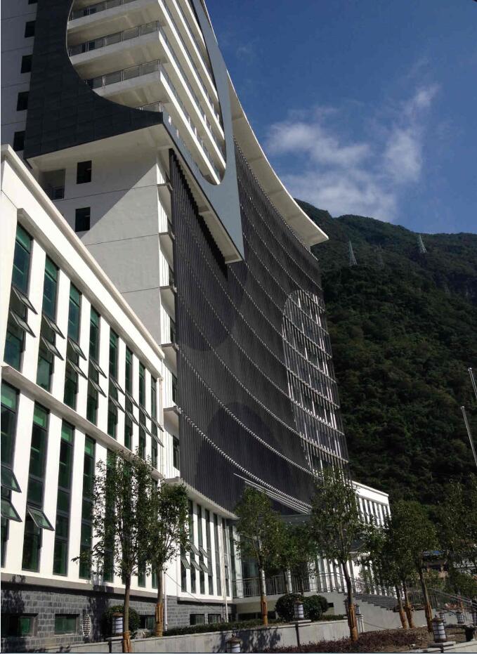 宝兴县政府及政务中心大楼