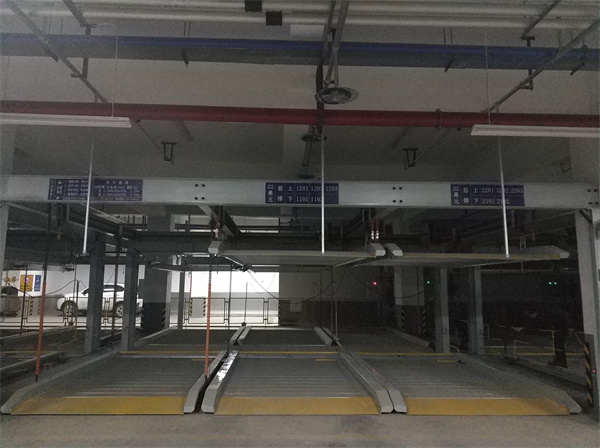 西安東城國際升降橫移式立體車庫