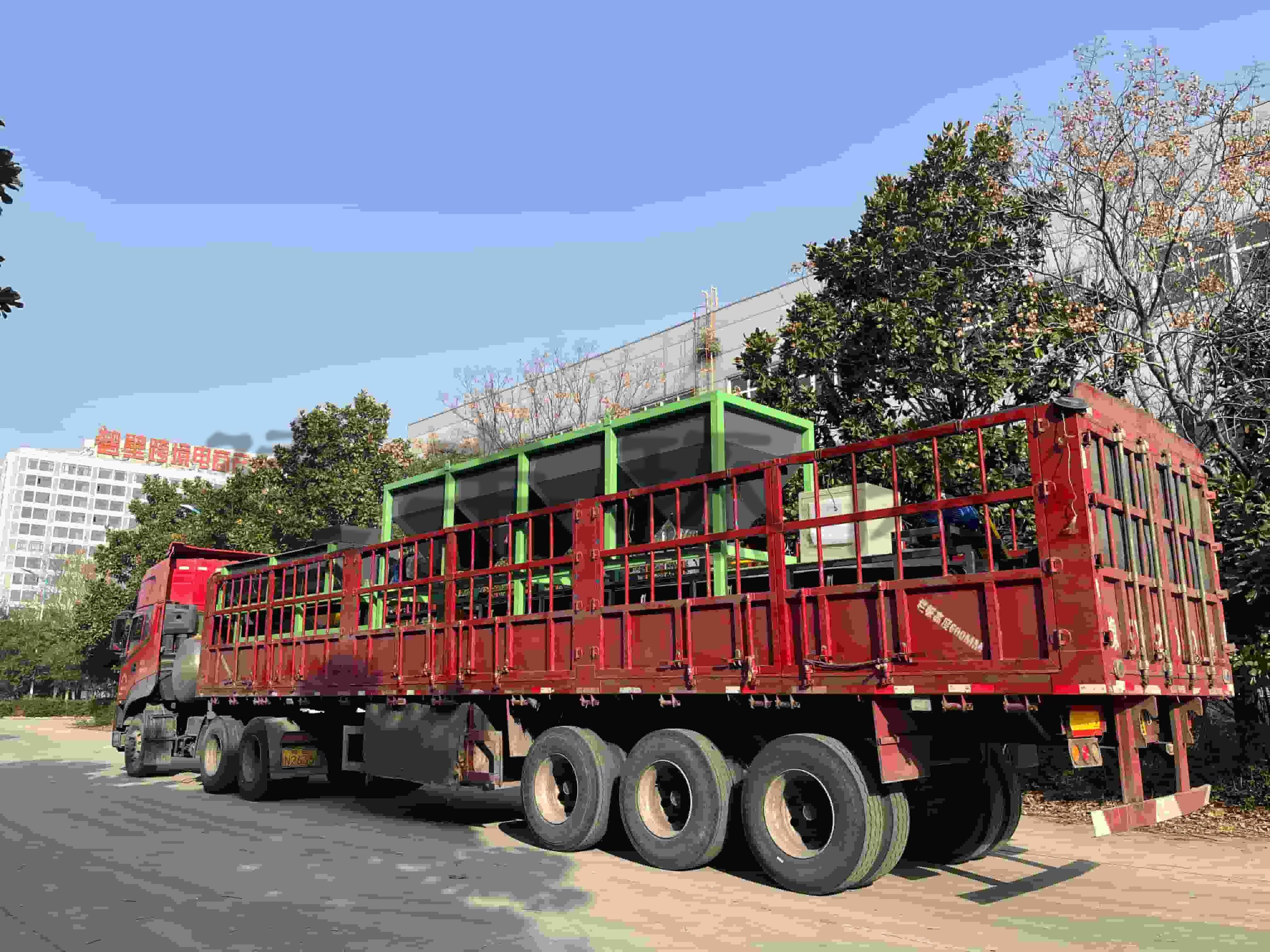 好事成双，有机肥生产线再次奔赴客户