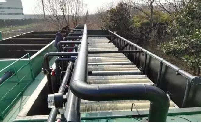 污水处理管道管件安装