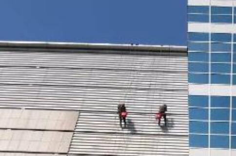 高空外墙清洗常用的有什么方法呢？
