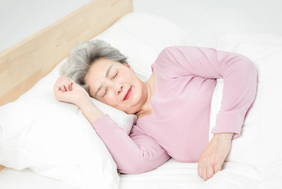 如何提高老人的睡眠质量?