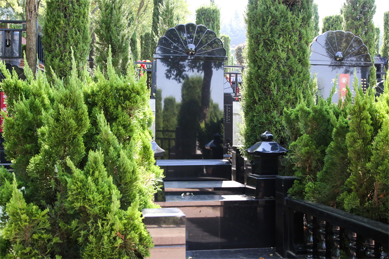 西安龙寿山墓园