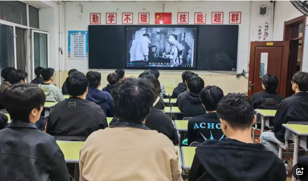 我校举办纪念抗战胜利80周年主题影片展播活动