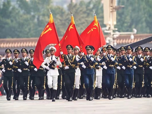 【建軍節】萬里山河，有你皆安！向中國軍人致敬！