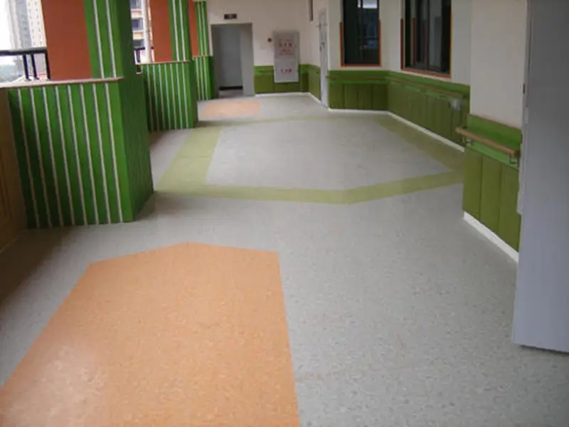为什么越来越多医院用PVC地板？