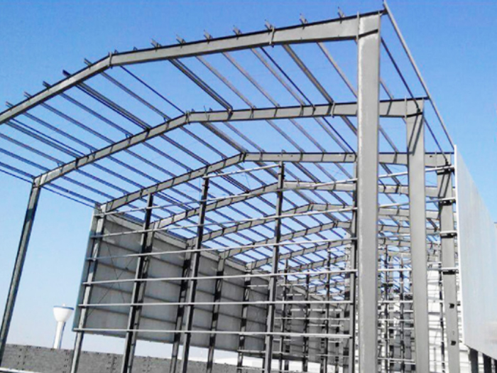 钢结构厂家如何进行钢结构防腐？你知道怎么做吗？
