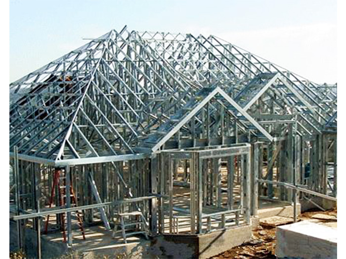 关于轻钢结构房屋大家都了解多少呢？东鼎钢结构为大家整理了它的三大性能，一起了解吧！