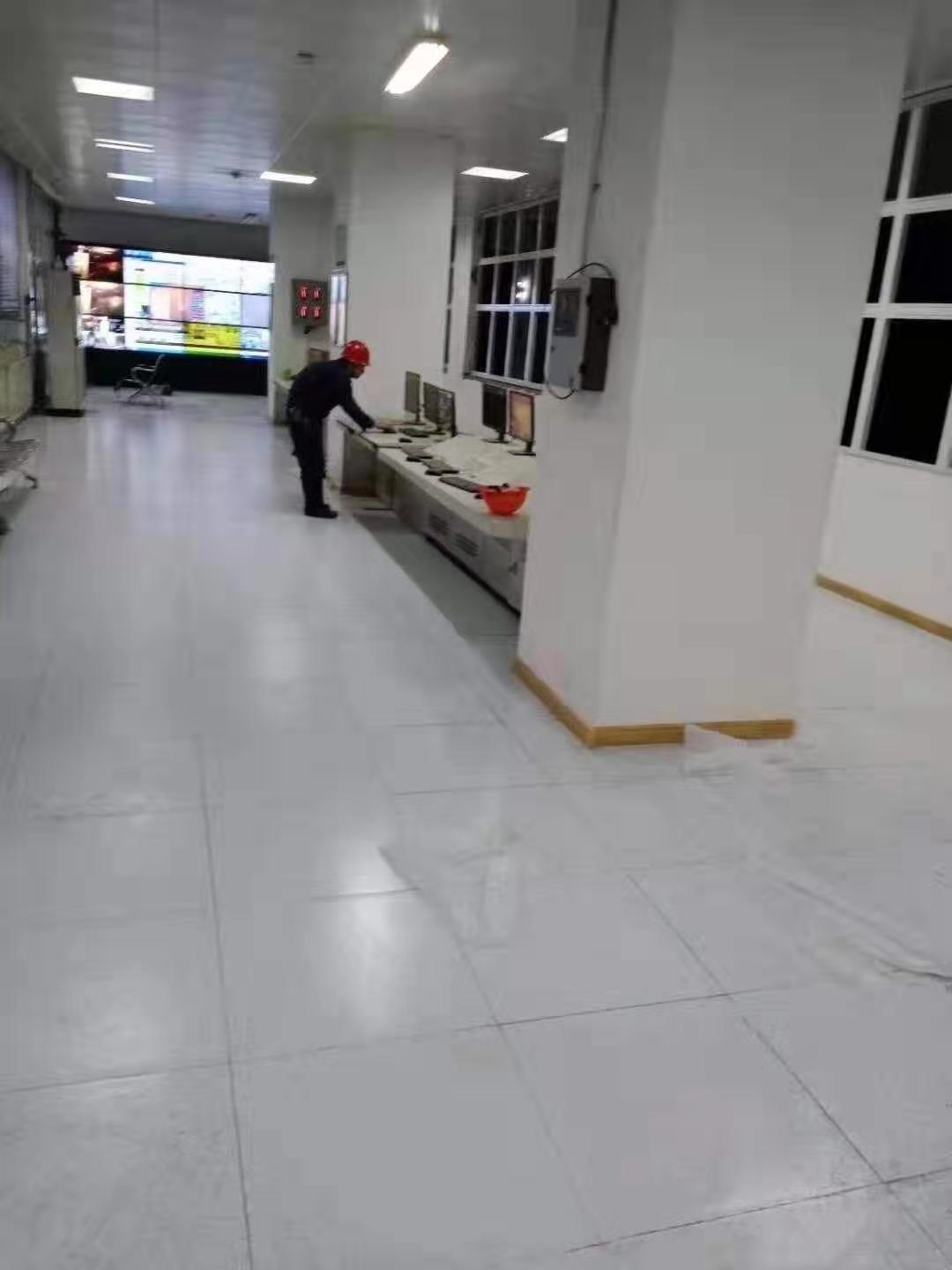 浐灞廉租房小区消防控制室防静电地板施工项目