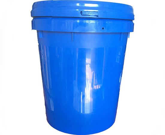 成都塑料桶的加工方法有哪些？冰川水晶告诉你