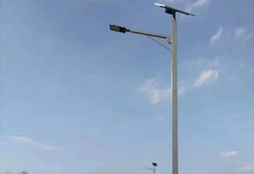 日喀则新农村7米太阳能路灯