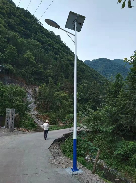陕西秦岭地区新农村建设太阳能路灯