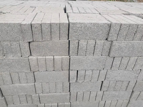 水泥磚和燒結磚分別有什么優點？
