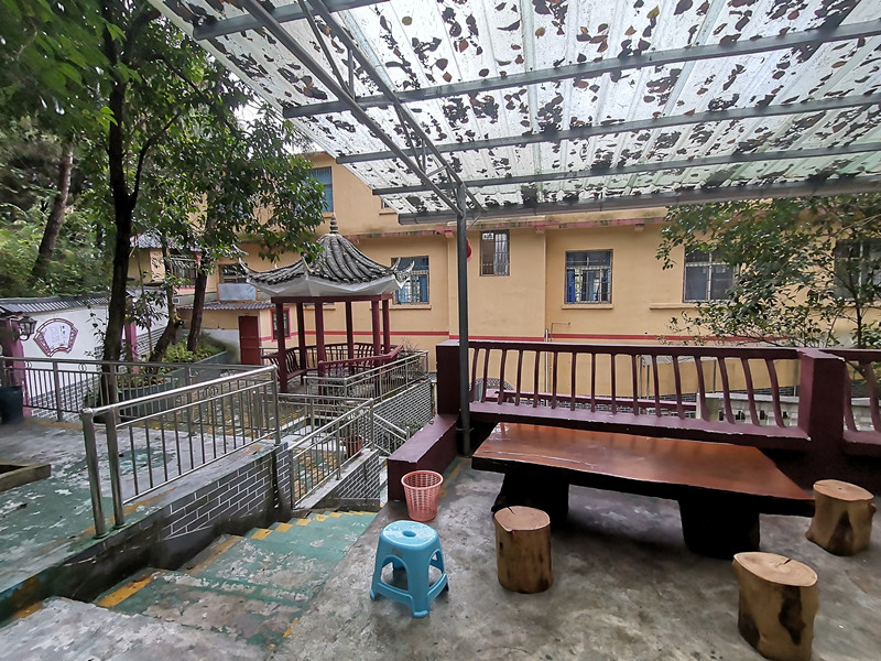 休闲凉亭