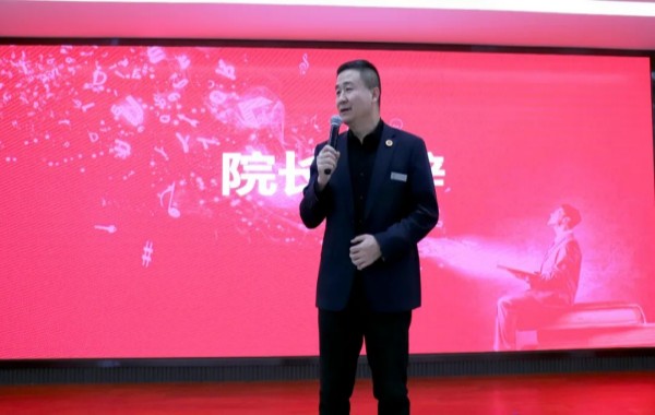 青年力量|万众炜业集团公司中层内训会正式结业
