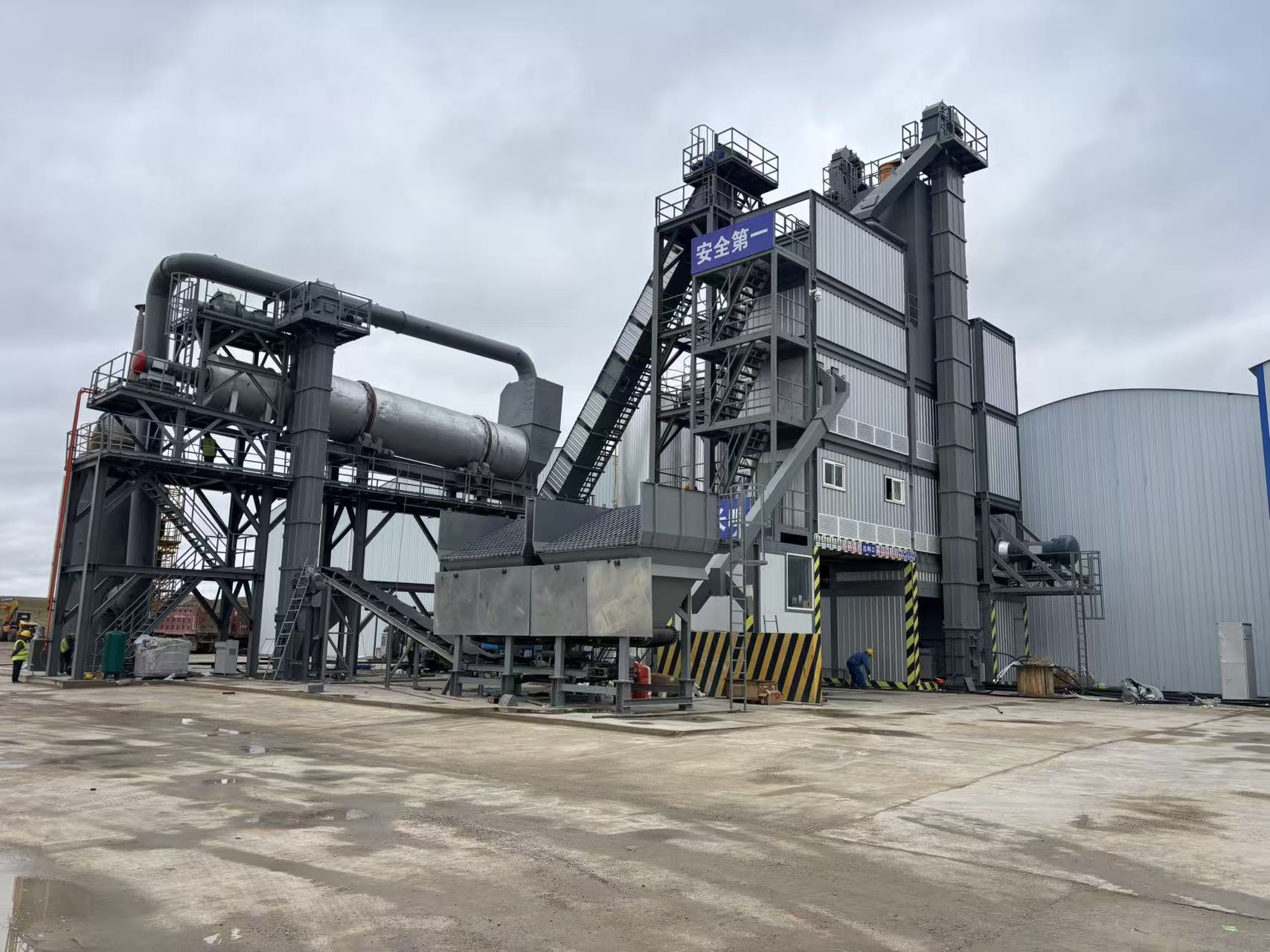 陕西沥青搅拌设备施工现场
