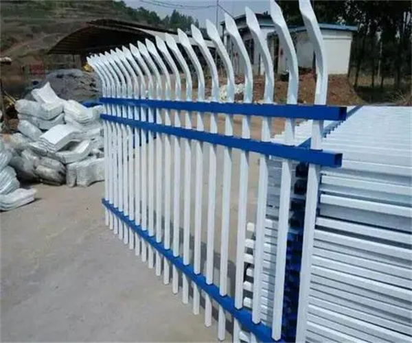 四川锌钢护栏和四川铝合金护栏哪个好?