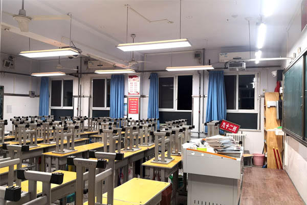 化州市教室灯光改造