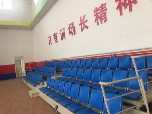 带你了解一下看台座椅选择哪种材料会更经济适用