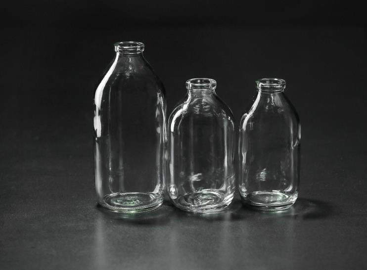 藥用玻璃瓶種類包括安瓿瓶、西林瓶和卡式瓶