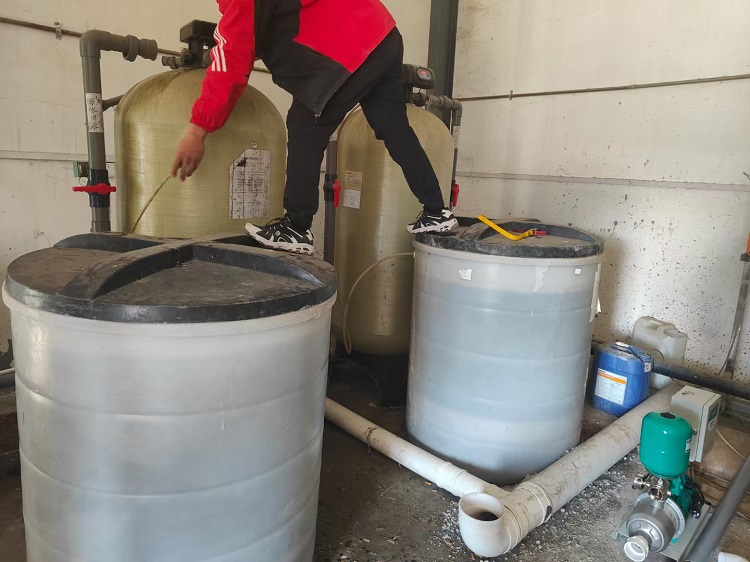 鹤壁食品厂软化水系统