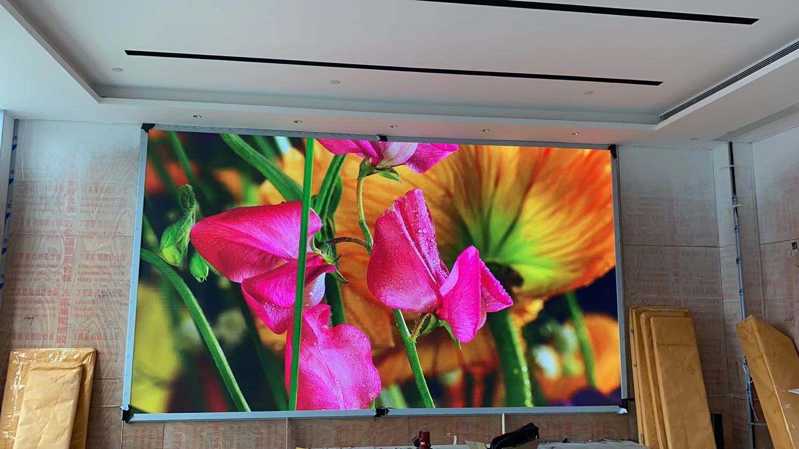润泉合酒店室内P2.5全彩led显示屏