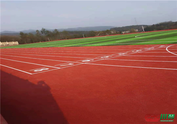 北川羌族自治县西苑中学-全塑型跑道和硅PU篮球场