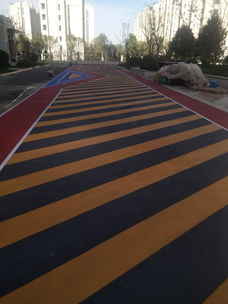 北京月季公园彩色沥青路面